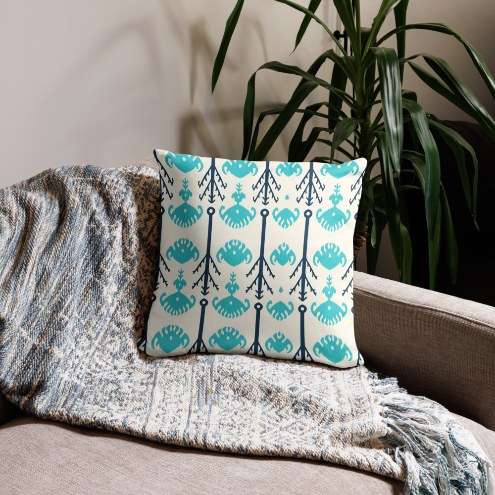 Qarluq Root Pillow