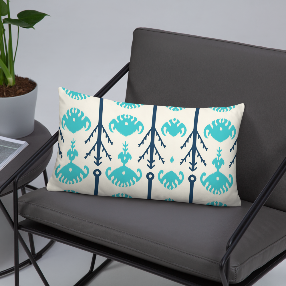 Qarluq Root Pillow