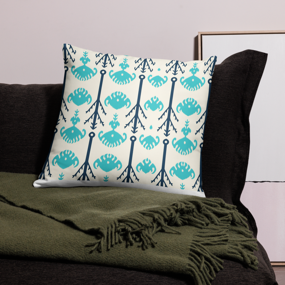 Qarluq Root Pillow